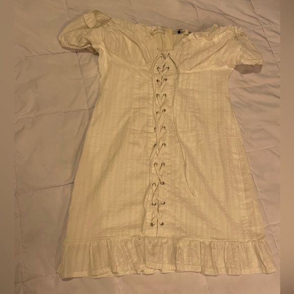 White Off Shoulder Dress - Picture 3 of 4